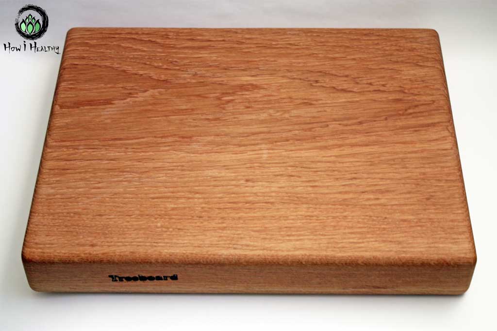 Single wooden piece oak cutting board.